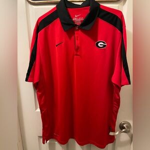 Men’s large Georgia Bulldog red Nike dri- fit shirt